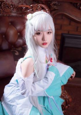 欧美av视频在线观看_720完整版观看