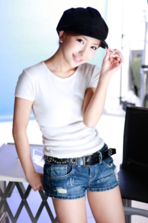 欧美外国男女精彩吻戏_BD韩语天堂在线
