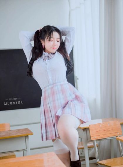 男男羞耻h扒开鞕臀冰块_720高清视频播放