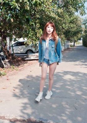 中文精品久久久久人妻不卡_1080P免费观看视频