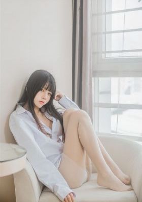 大胆日韩美女人体艺术_BD英语手机在线看